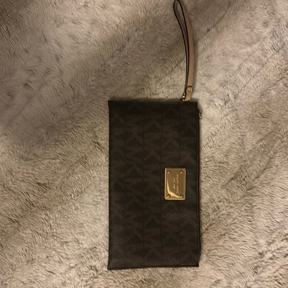 Michael Kors Wallet Wristlet